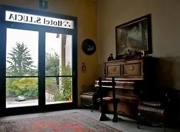 Santa Lucia Готель