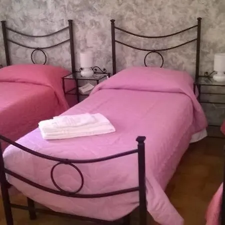 Santa Lucia Hotel 3*